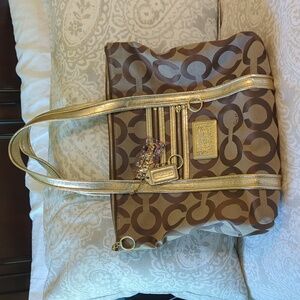 Coach Signature Poppy Tote